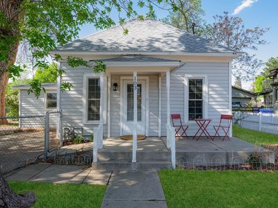 103 E 12th St