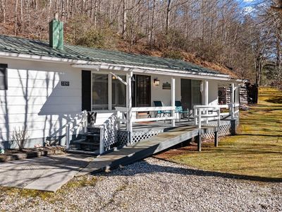 Property at 2850 Henson Creek Rd, Newland, NC