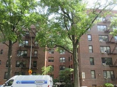 2244 Bronx Park E #6L