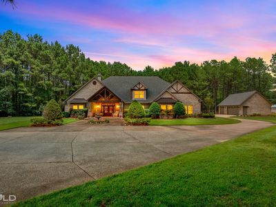111 Winfield Rd
