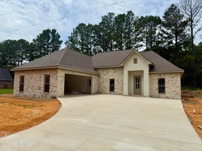 7590 Pleasant Dr