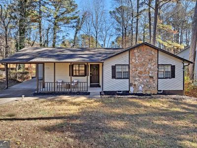 3256 Stonewall Dr NW