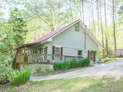 105 Hidden Hollow Ln