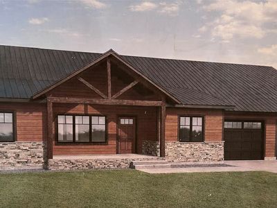 7 Foothills Ct