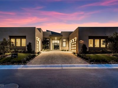 10995 Desert Heights Ave