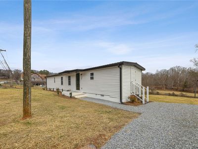 139 Davis Rd