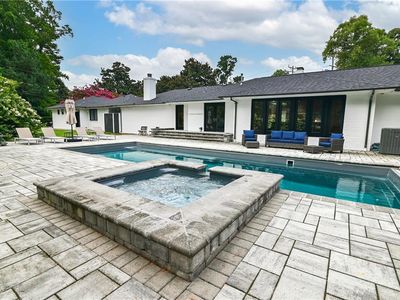 1316 E Bay Shore Dr