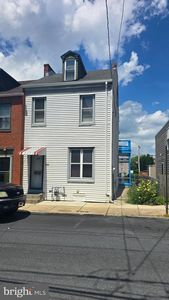 603 E Marion St
