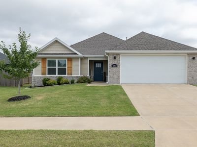 4266 W Cactus Pl
