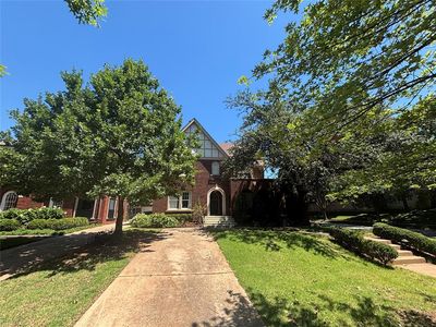 501 NW 18th St