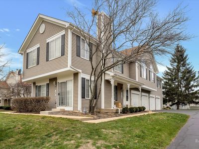 1312 Sandhurst Ln #1312