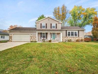 Property at 18 Old Orchard Ln, Streator, IL