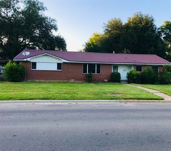 Property at 1001 College St, Sulphur Springs, TX
