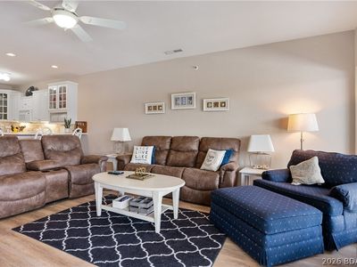 277 Bristol Bay Dr #4B