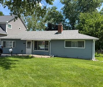 Property at 221 N Dorchester Ave, Wheaton, IL