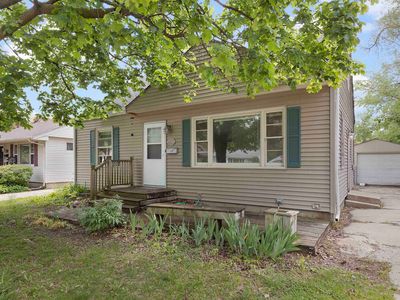 2412 Midway Dr