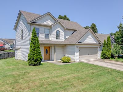 3694 Nadia Dr