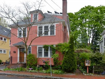 8 Wright St #2