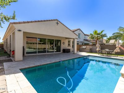 1464 E LEXINGTON Avenue