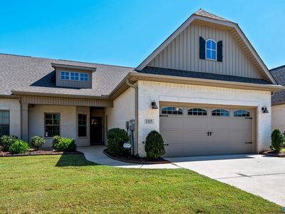 105 Farmall Ln