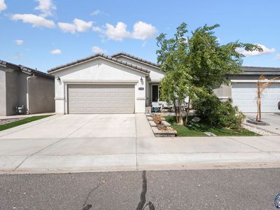 2729 Meadowbrook Dr