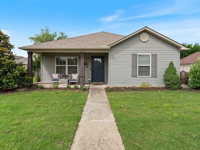 5066 W Colfax Loop