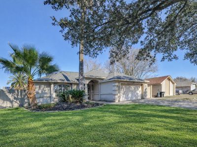 7106 Feather Creek Dr