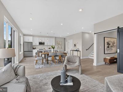 720 Irving St NE #7