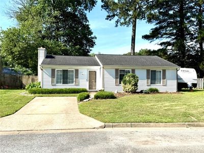 220 Rockingham Dr