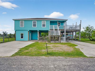 70 W Castle Oak