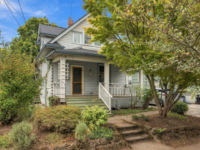 3922 SE 28th Pl