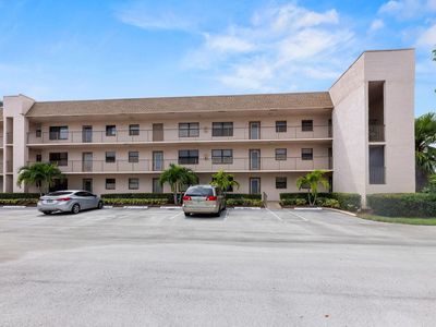 10442 Sunrise Lakes Boulevard #212
