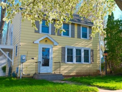 404 2nd Ave SW