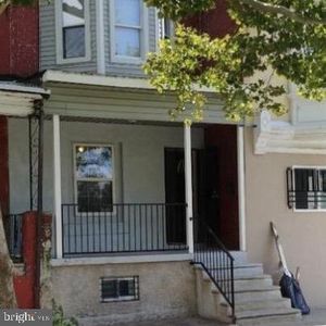 879 N 51st St