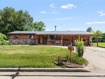 85 Susan Dr