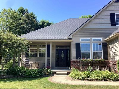 8494 Devin Dr