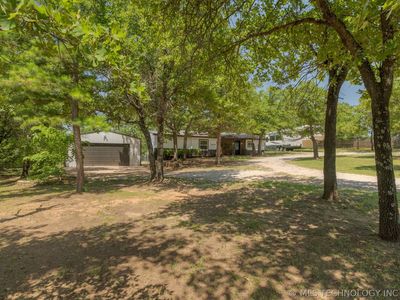 9209 Sleepy Hollow Dr