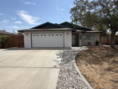 1110 N Las Posas Ct