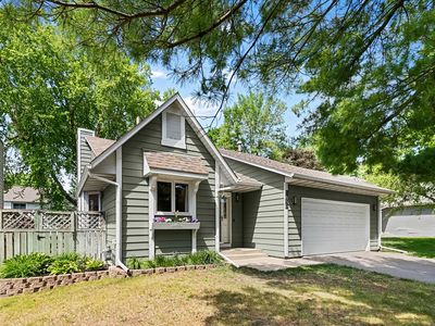3650 Blue Jay Way