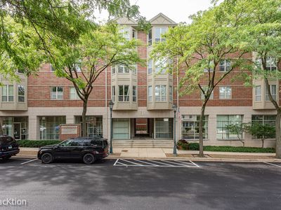 Property at 57 E Hattendorf Ave APT 210, Roselle, IL
