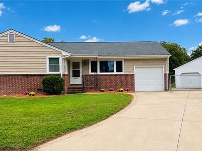 2001 Athens Ct