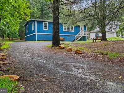 2037 Forest Lake Dr