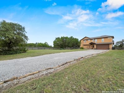 617 Lake Island