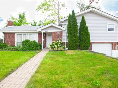 949 Braemar Rd
