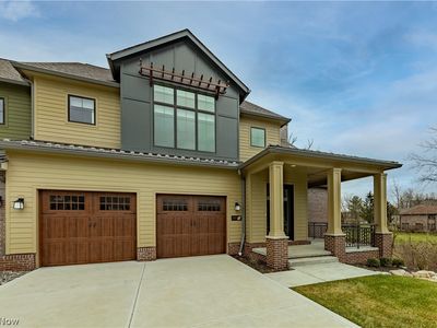 2401 Edgewood Trce