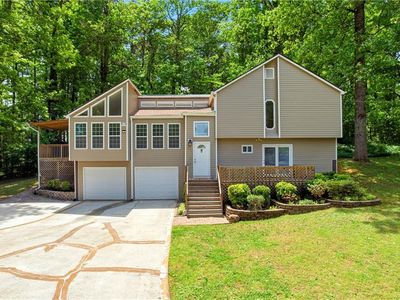 2383 Black Oak Dr
