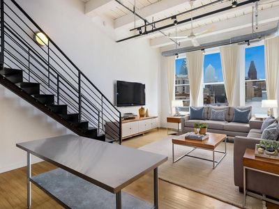 1027 Arch St APT 606