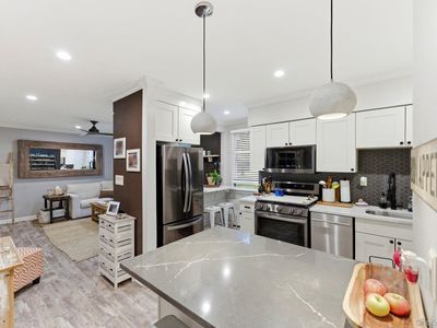 2 Bryant Crescent #1N
