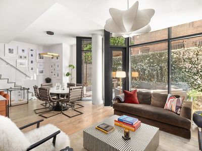 15 Renwick St APT TH2