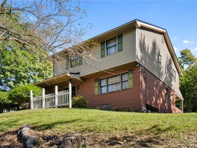 480 Roosevelt Rd